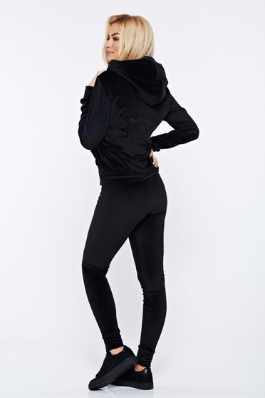 poze cu Set MissQ negru din 2 piese cu pantaloni casual din catifea
