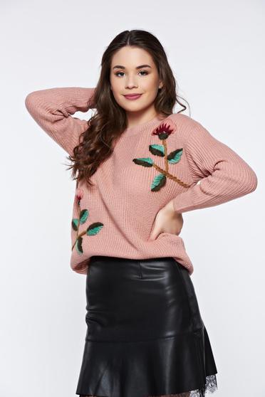 Pulover rosa casual tricotat cu aplicatii florale cu croi larg