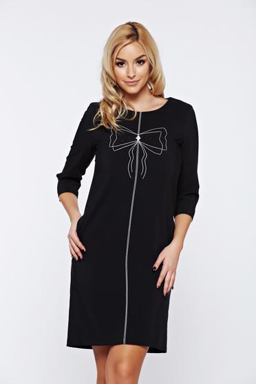 Rochie LaDonna neagra de zi cu croi larg cu insertii de broderie