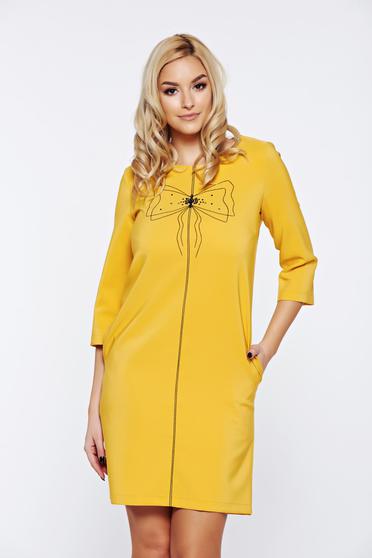 Rochie LaDonna galbena de zi cu croi larg cu insertii de broderie