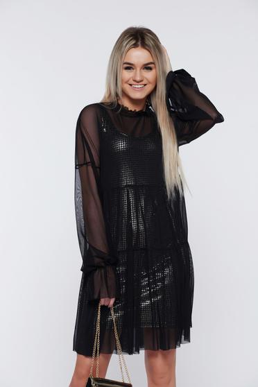 Rochie PrettyGirl argintie de ocazie cu croi larg cu maneca lunga