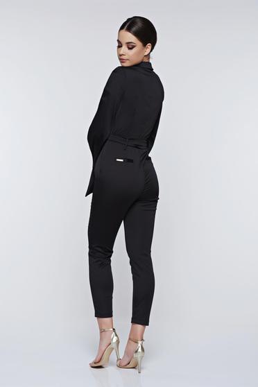 poze cu Salopeta PrettyGirl neagra eleganta cu maneci decupate cu decolteu adanc