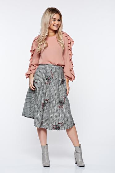 poze cu Fusta LaDonna gri office in clos din stofa usor elastica cu broderie