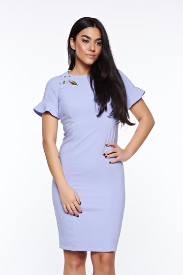 Rochie LaDonna lila eleganta captusita pe interior cu aplicatii cusute manual