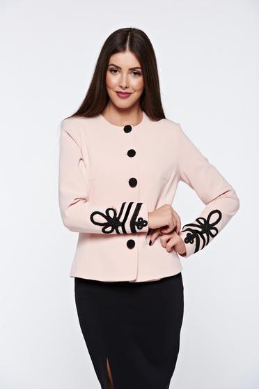 Sacou LaDonna rosa elegant captusit pe interior cu broderie aplicata manual