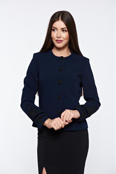 Sacou LaDonna albastru-inchis elegant captusit pe interior cu broderie aplicata manual