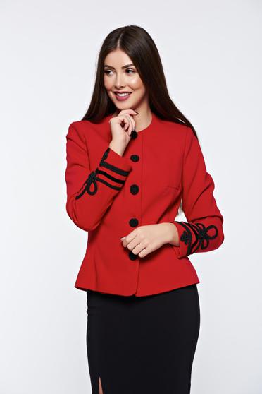 Sacou LaDonna rosu elegant captusit pe interior cu broderie aplicata manual