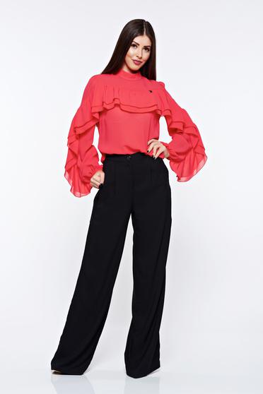 poze cu Bluza dama PrettyGirl corai eleganta cu croi larg din material vaporos cu volanase