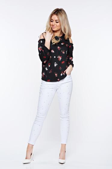 poze cu Bluza dama Top Secret neagra casual cu croi larg din material vaporos cu umeri decupati