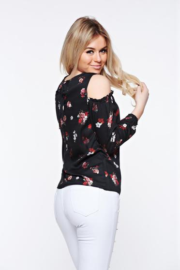 poze cu Bluza dama Top Secret neagra casual cu croi larg din material vaporos cu umeri decupati