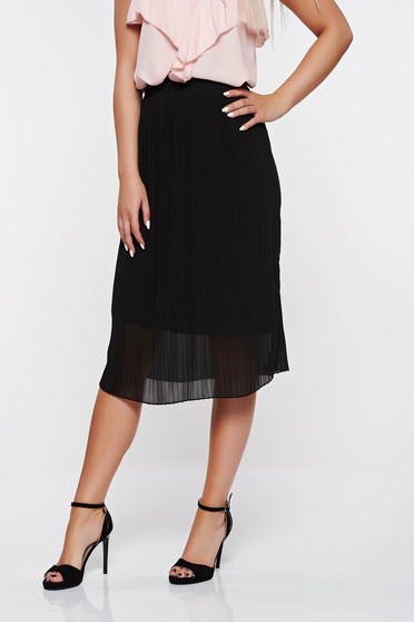 Fusta neagra casual plisata cu elastic in talie captusita pe interior
