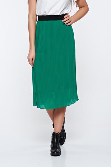 Fusta verde casual plisata cu elastic in talie captusita pe interior