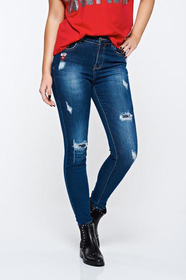 Blugi albastri-inchis skinny din bumbac cu rupturi cu talie medie