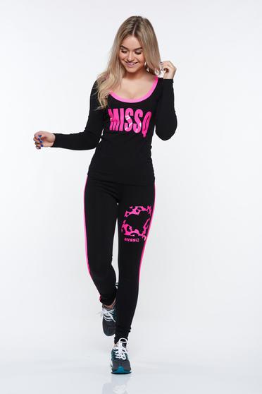 Set MissQ roz sport cu un croi mulat din material elastic