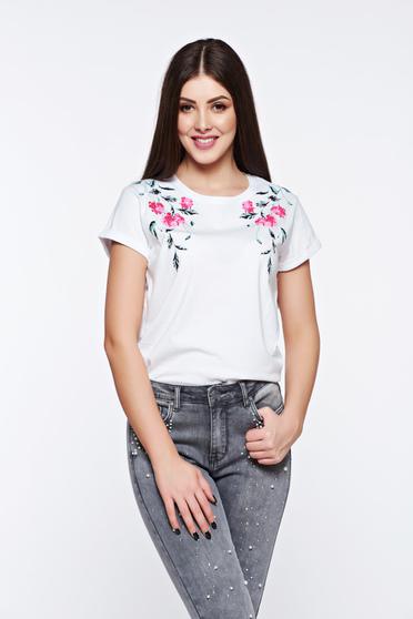 Tricou Top Secret alb casual din bumbac cu croi larg cu imprimeuri florale