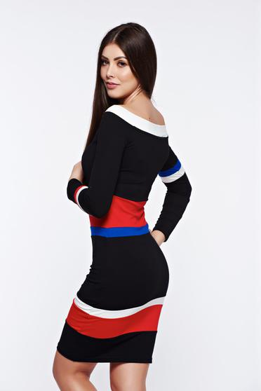 poze cu Rochie MissQ neagra casual cu un croi mulat din material elastic si fin