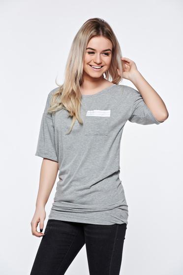 Tricou MissQ gri casual lung din material usor elastic