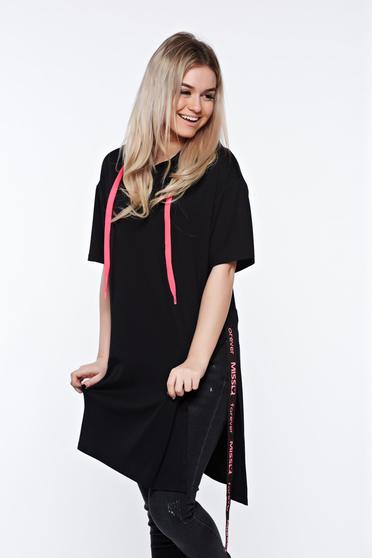 Tricou MissQ negru casual cu croi larg din material moale cu gluga nedetasabila