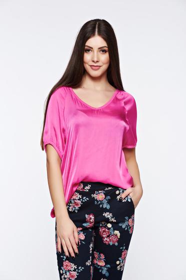 Tricou roz casual asimetric cu croi larg din material satinat