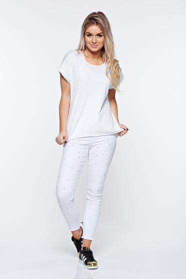poze cu Blugi albi skinny din bumbac elastic cu talie medie cu aplicatii cu perle
