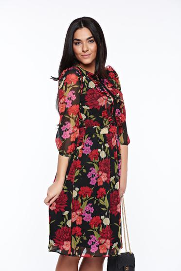 Rochie LaDonna neagra eleganta cu elastic in talie captusita pe interior cu aplicatii cusute manual