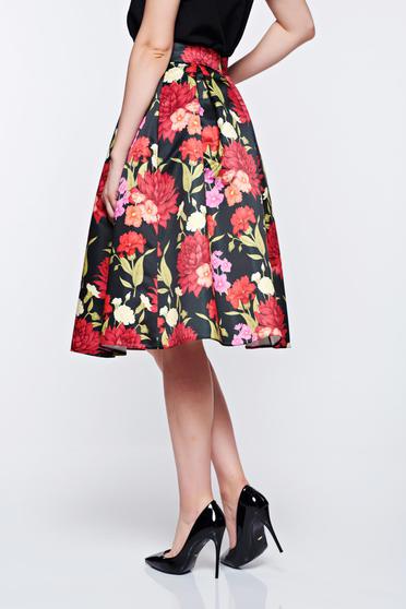 poze cu Fusta LaDonna neagra eleganta in clos din material satinat cu buzunare