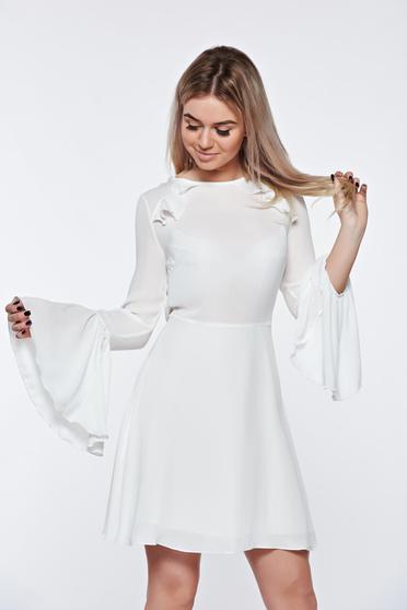 Rochie PrettyGirl alba din voal cu spatele gol captusita pe interior cu maneci clopot
