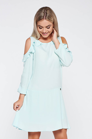 Rochie PrettyGirl mint de zi cu croi larg din material neelastic cu umeri decupati