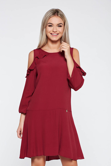 Rochie PrettyGirl visinie de zi cu croi larg din material neelastic cu umeri decupati