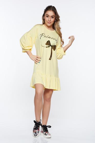 Rochie MissQ galbena casual cu croi larg din material elastic cu volanase la baza rochiei