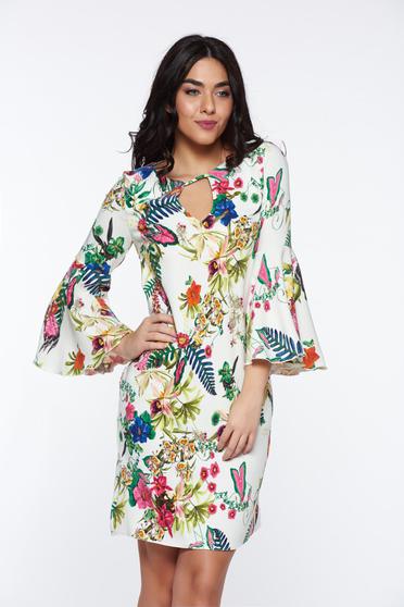 Rochie PrettyGirl alba de zi cu croi larg din material usor elastic cu maneci clopot