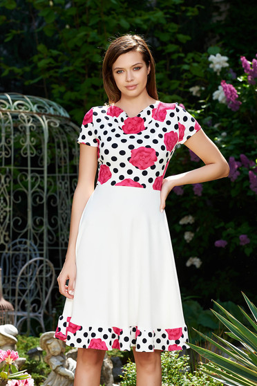 Rochie StarShinerS alba de zi in clos din material usor elastic cu imprimeuri florale