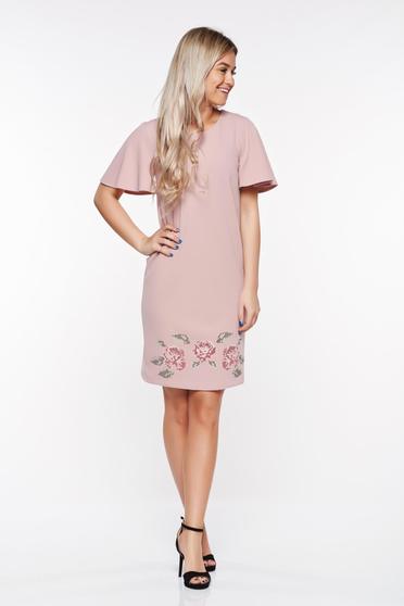 Rochie StarShinerS rosa eleganta brodata cu croi larg din material elastic
