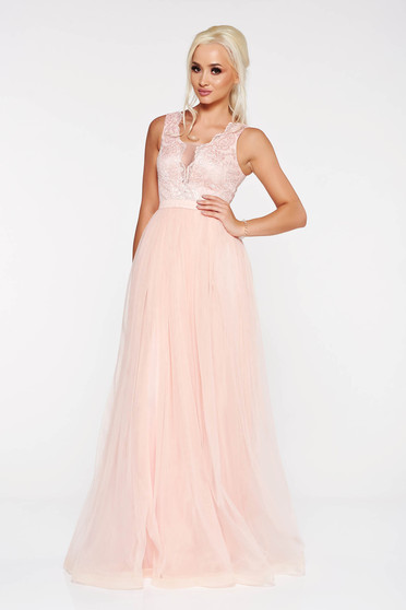 Rochie LaDonna piersica de ocazie din tul captusita pe interior cu aplicatii de dantela cu paiete