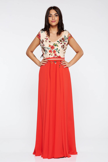 Rochie LaDonna rosie de ocazie brodata din material vaporos captusita pe interior