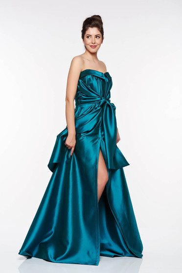 Rochie LaDonna verde de ocazie asimetrica din material satinat cu umeri goi