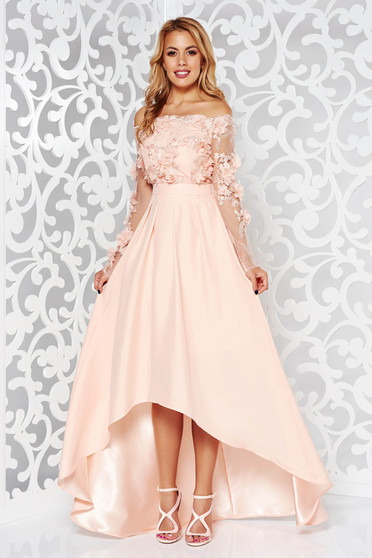 Rochie StarShinerS piersica de ocazie asimetrica din material satinat cu aplicatii florale cu efect 3D