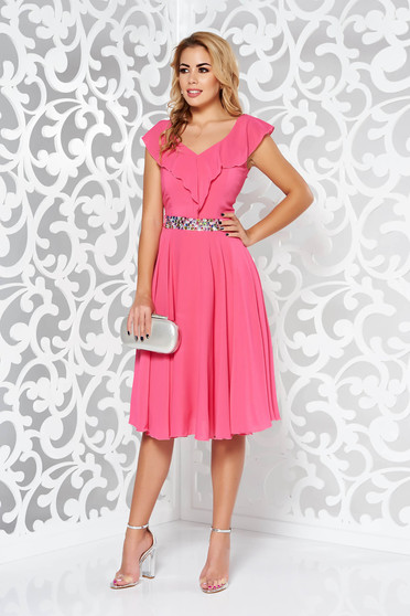 Rochie StarShinerS fuchsia eleganta in clos din voal captusita pe interior accesorizata cu cordon cu pietre stras
