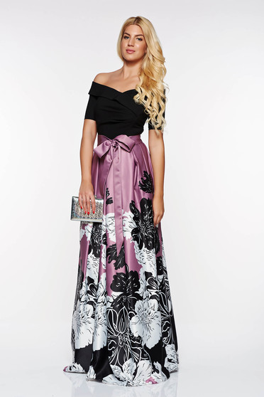 Rochie Artista neagra de ocazie in clos din material satinat captusita pe interior cu umeri goi