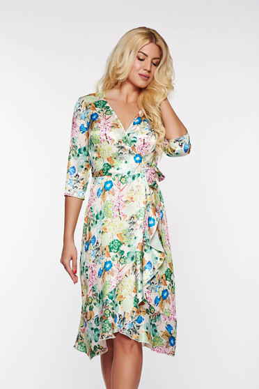 Rochie PrettyGirl verde eleganta cu decolteu in v din material satinat cu volanase