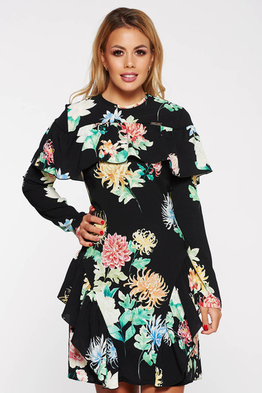 Rochie PrettyGirl rosa de zi din material vaporos captusita pe interior cu volanase