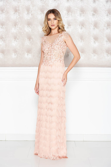 Rochie LaDonna rosa de ocazie cu un croi mulat din dantela si franjuri cu decolteu adanc