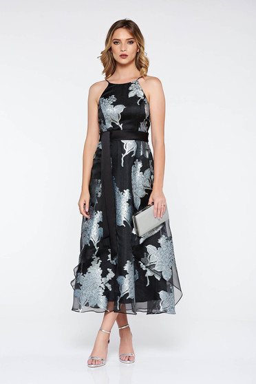 Rochie neagra de ocazie in clos din material transparent captusita pe interior