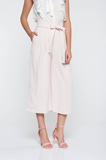 Pantaloni rosa eleganti cu talie inalta din material vaporos cu buzunare accesorizati cu cordon
