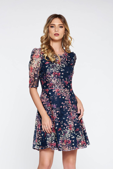 Rochie albastra-inchis de zi in clos din dantela captusita pe interior