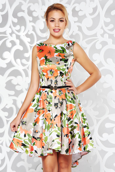 Rochie StarShinerS alba de ocazie asimetrica fara maneci din material satinat accesorizata cu cordon