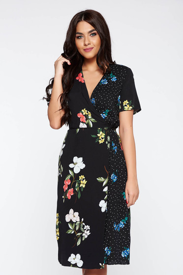 Rochie neagra de zi cu croi larg din material vaporos neelastic cu decolteu in v