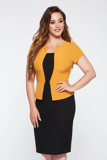 Rochie mustarie office tip creion din stofa usor elastica cu peplum