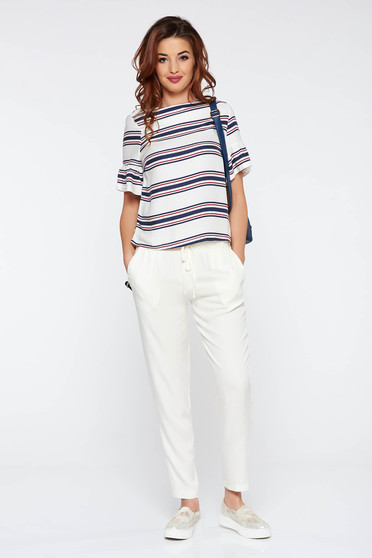 Bluza dama alba casual cu croi larg din material neelasticsi moale cu maneci trei-sferturi