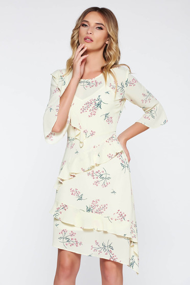 Rochie galbena eleganta asimetrica din material vaporos captusita pe interior cu volanase